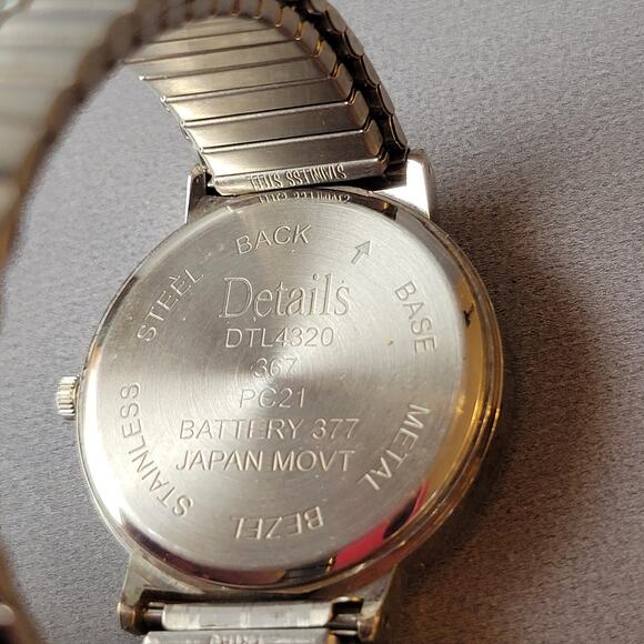 Details Mens Quartz Watch Silver Dial Expansion Band Stainless Steel Back Tested - Picture 7 of 15